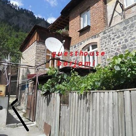 Guesthouse Bordzjomi Buitenkant foto